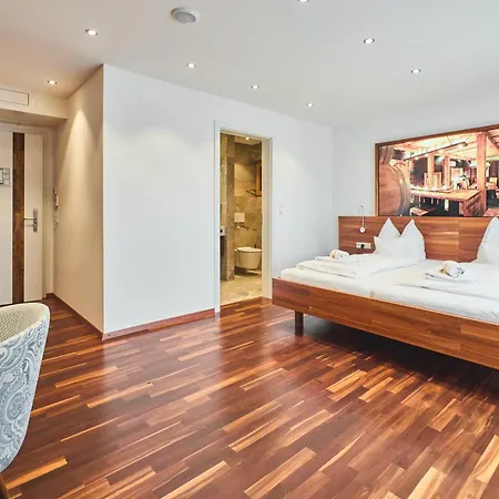 Hotel Hornstein *